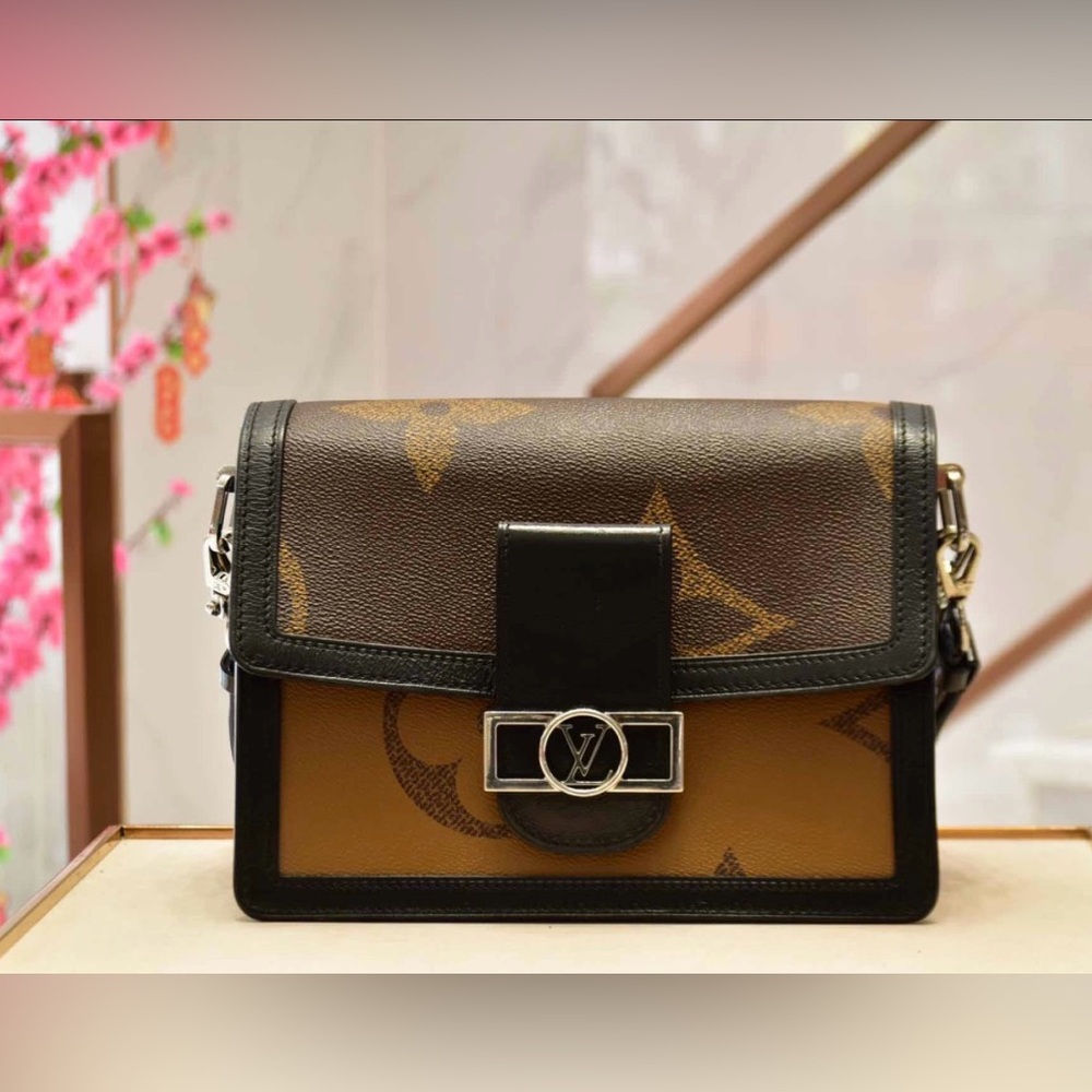 Authentic Louis Vuitton Dauphine MM Reverse Monogram Crossbody Bag